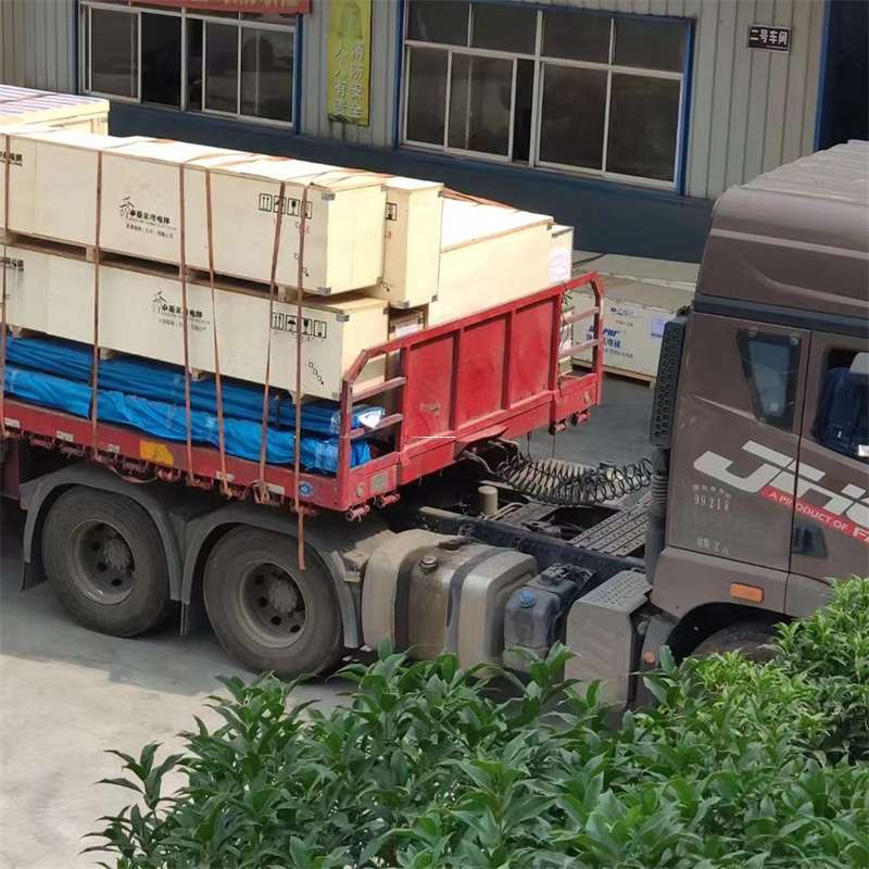 河北邯郸鸡泽县至新疆阿勒泰福海县物流专线，一站式服务，让您的货物畅行无忧